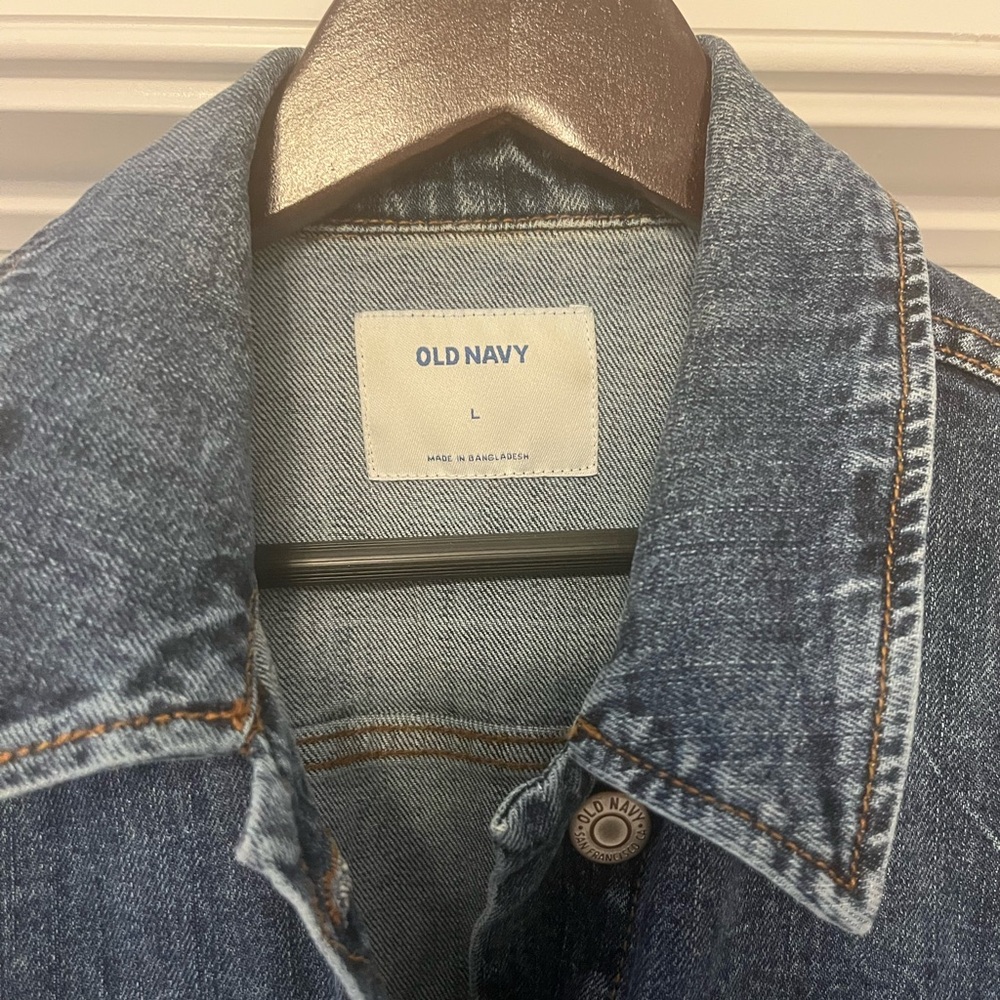 Old Navy Blue Jean Jacket Timeless Denim Design - Picture 2 of 5